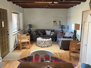 34 Saint Francis Plz, Ranchos De Taos, NM 87557