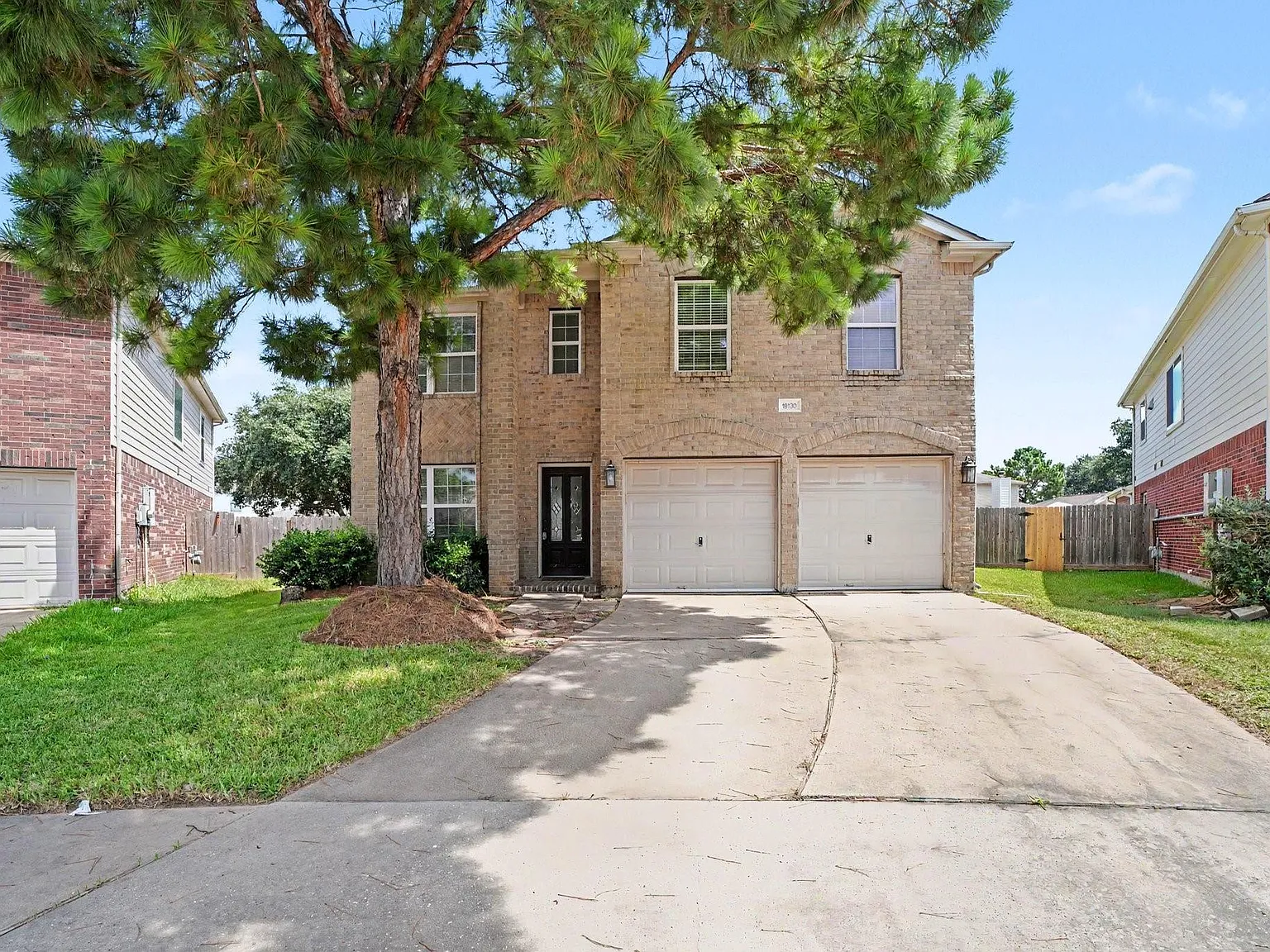 3 bed, 2.5 bath, 1803 sqft, $1,900 — Photo 1
