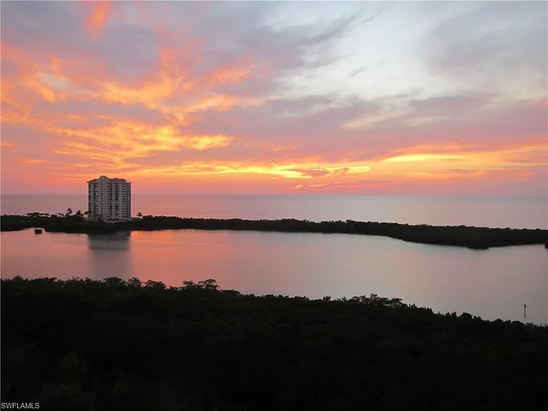 5550 Heron Point Dr #1403 — Photo 8