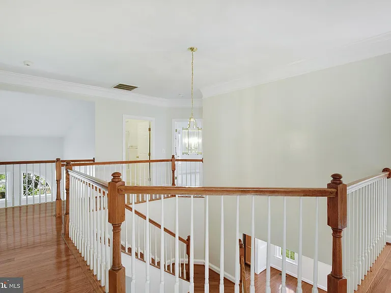 8416 Churchside Dr — Photo 42