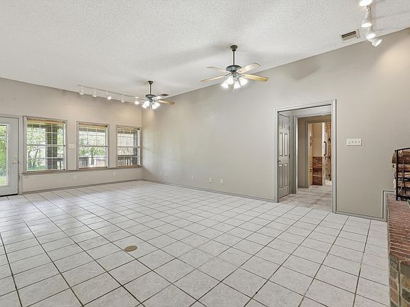 3rd image of 135 Private Road 2828