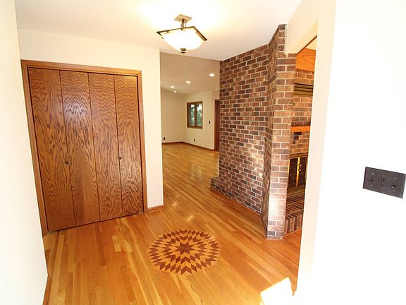 4th image of 8254 NW Oakwood Dr