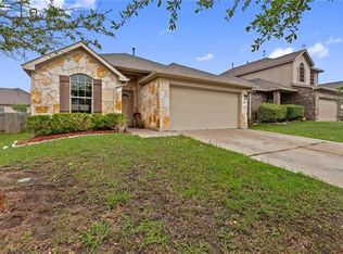 528 Quarter Ave, Buda, TX 78610