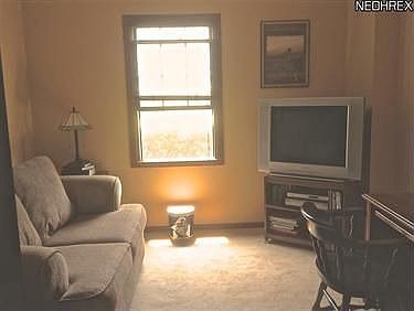5th image of 2484 Cardigan Dr