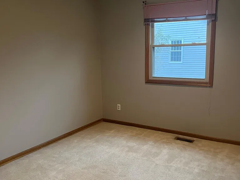 7426 Mapleleaf Blvd — Photo 28