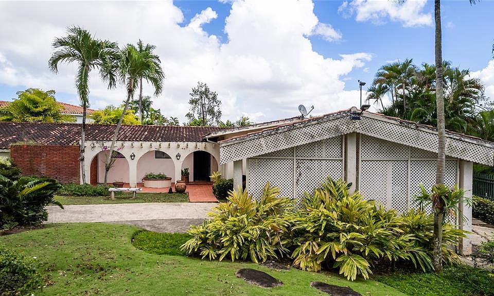 1st image of B Meadow Ln