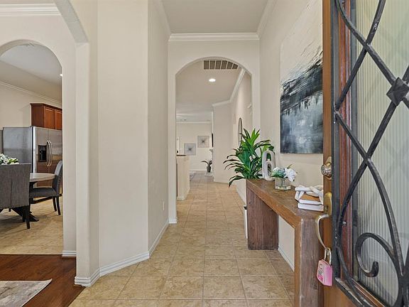 4th image of 24914 Tribeca Lane