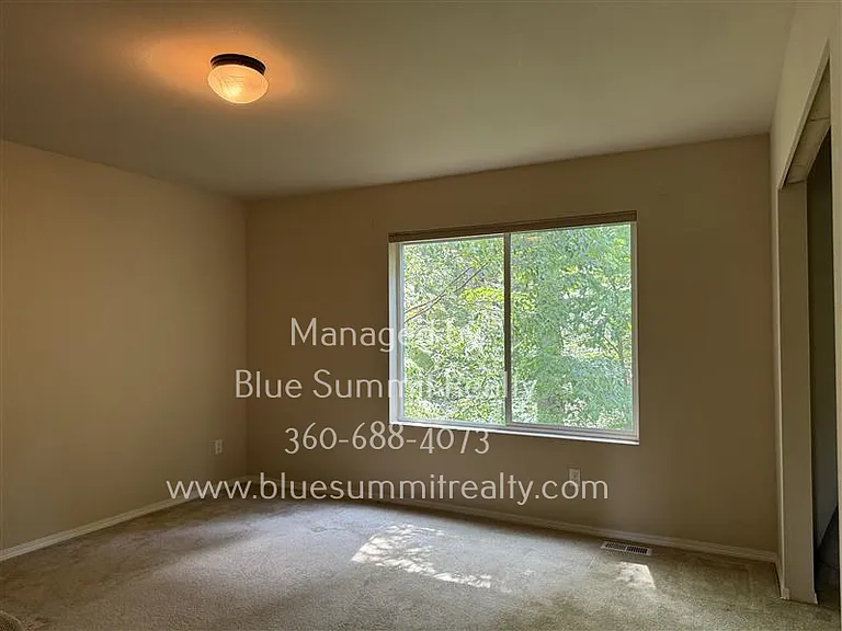 3920 Campus Willows Loop NE — Photo 11