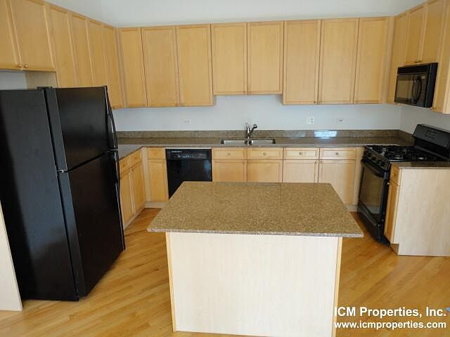 1st image of 2533 N Southport Ave #3F