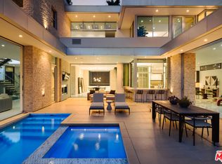 9311 Readcrest Dr, Beverly Hills, CA 90210