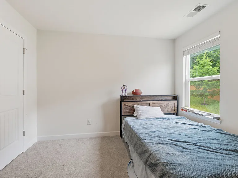 1101 Knobcrest Ct — Photo 26