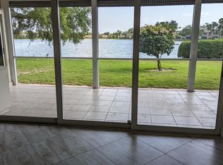 6520 Ilex Cir, Naples, FL 34109