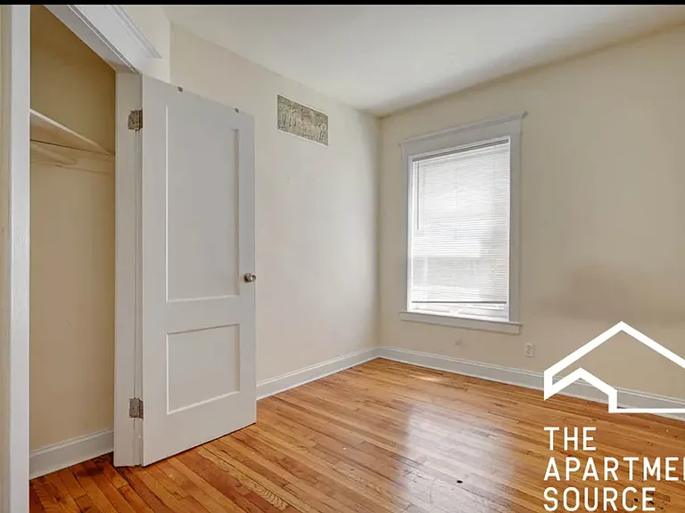 1522 N Kedzie Ave #3 — Photo 5