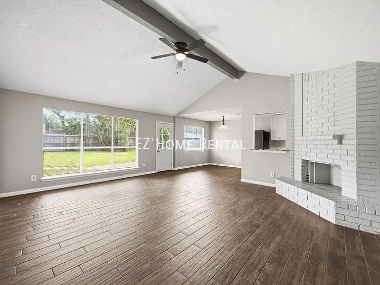 2778 Glen Haven Dr — Photo 3
