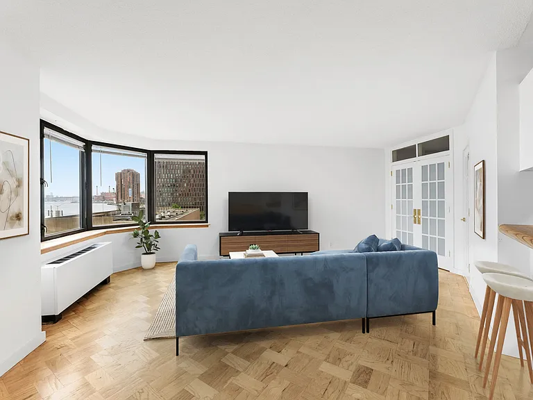 415 E 37th St #5D — Photo 6