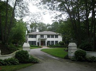 6 Middlebrook Ln, Lincoln, RI 02865