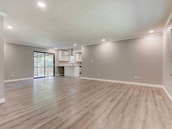 4th image of 5006 Shannon Ln