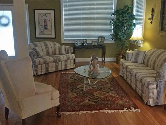 2nd image of 350 Suncrest Ct