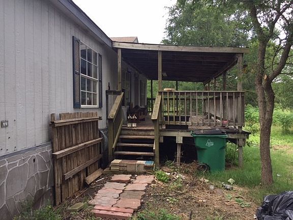 2nd image of 264 Heritage Oaks Dr