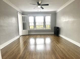 1216 W Rosemont Ave #3, Chicago, IL 60660
