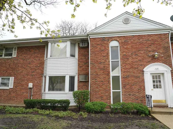 527 W Eastman St Unit 1A, Arlington Heights, IL 60005