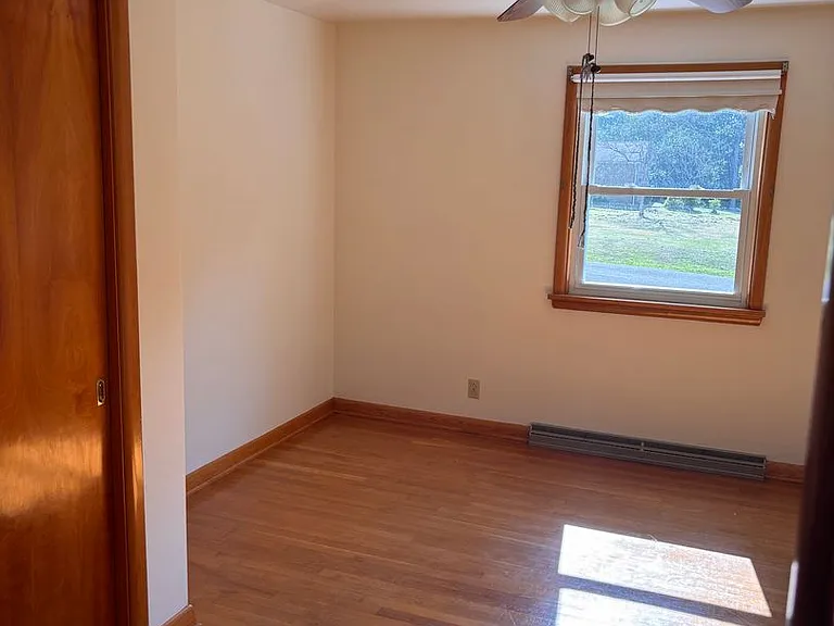 10470 Valleydale St SE — Photo 9