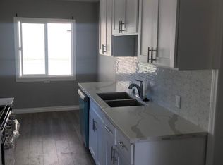 10239 England Ave APT 5, Inglewood, CA 90303