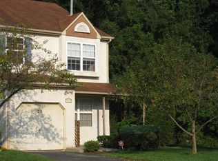 28 Viburnum Ct, Lafayette Hill, PA
