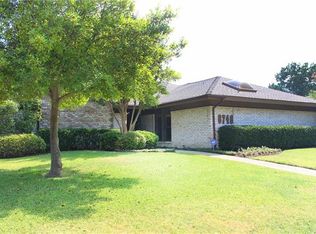 6746 Firelight Ln, Dallas, TX 75248