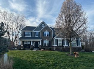 2502 Fawn Bluff Ct, Zionsville, IN 46077