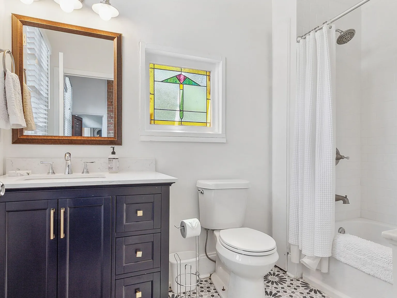 1 bed, $3,200 — Photo 4