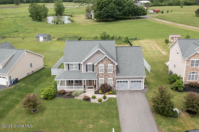 5th image of 1214 Alexander Court