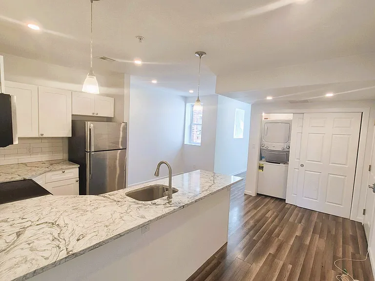 2626 Ridge Ave #5 — Photo 10