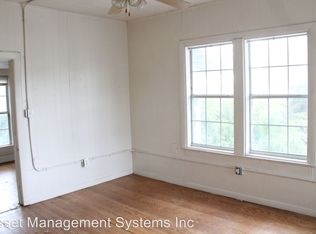 214 Normal St APT D, Denton, TX 76201