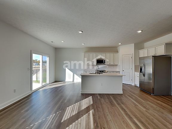 4th image of 9145 Henley Ave SW