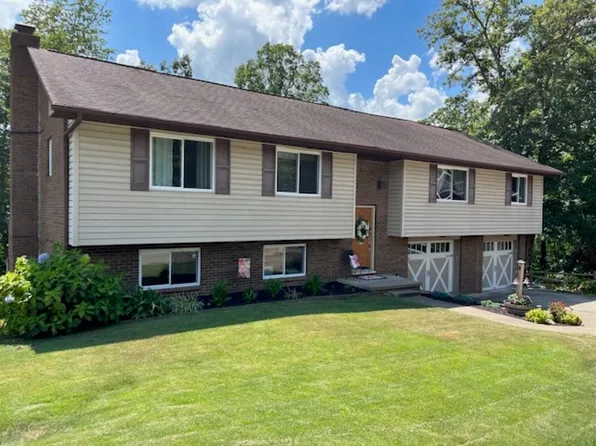 2224 Avinell Dr, Milton, WV 25541