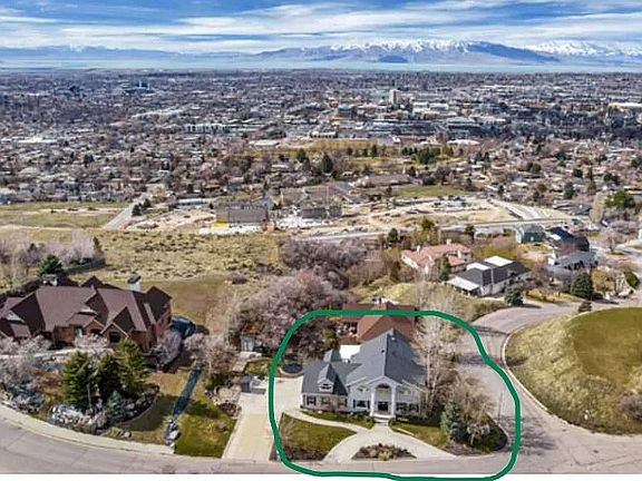 Incredible views overlooking valley below!