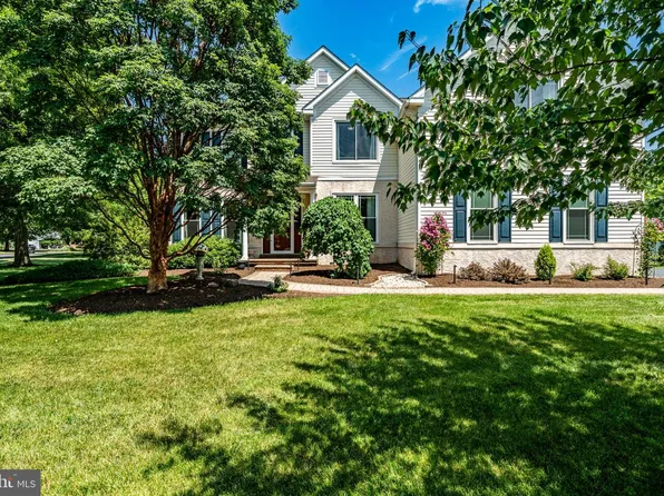 46 Basswood Ct, Collegeville, PA 19426