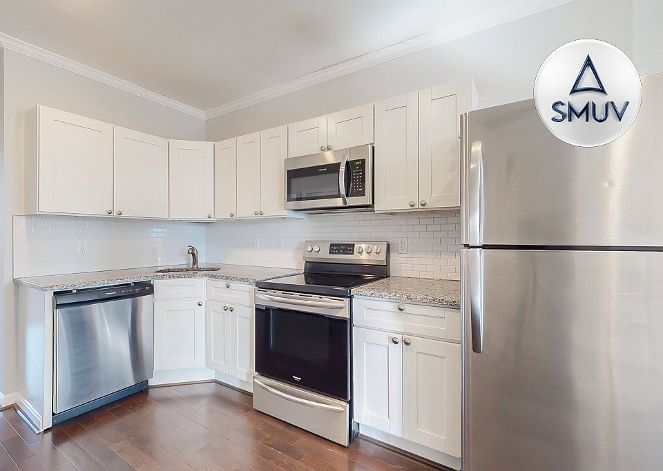 1st image of 141 E North Ave #3RR