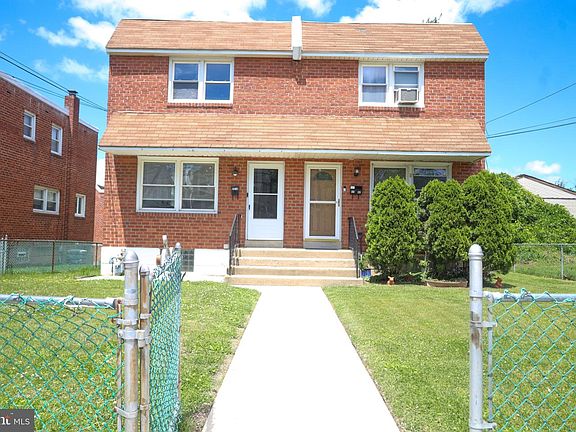 3rd image of 1134 Woodland Ave
