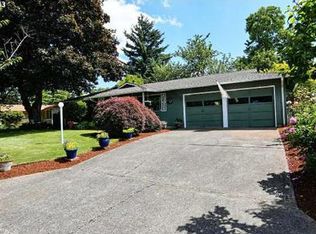 740 NE 19th St, Gresham, OR 97030