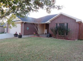 205 Cheyenne Trl, Alvarado, TX 76009