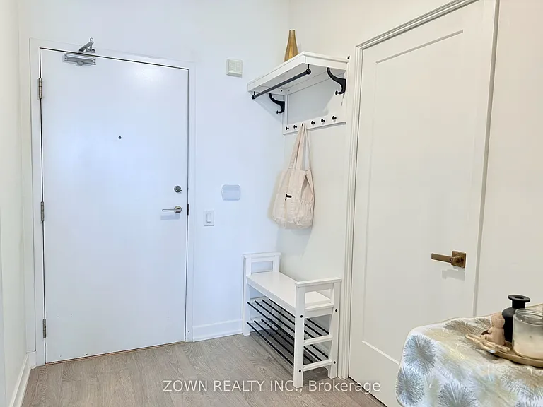 29 Singer Ct #2803 — Photo 8