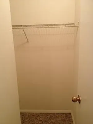 Rented by Kian Realty | media 31