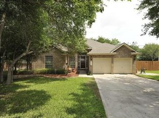 304 Foxglove Dr, Kyle, TX 78640