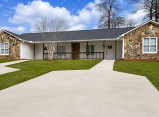 4349 Coopers Creek Dr SE, Smyrna, GA 30082