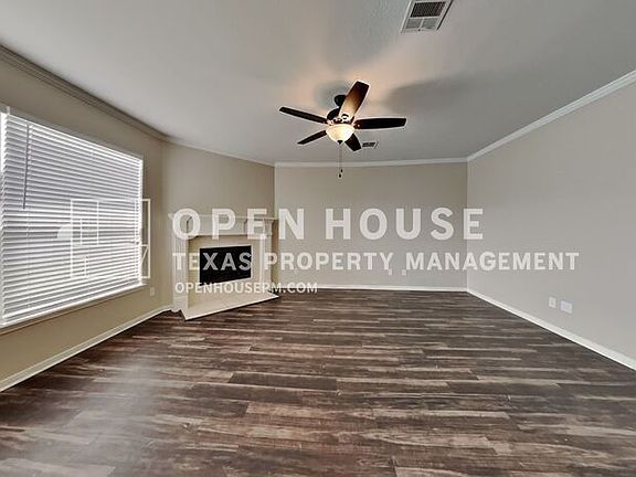 3rd image of 3402 Brookside Dr