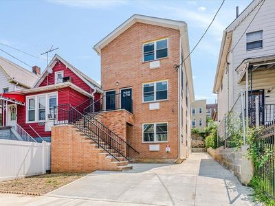 4636 Bronx Boulevard, Bronx, NY, 10470