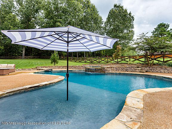 2nd image of 11250 Andrews Park Dr