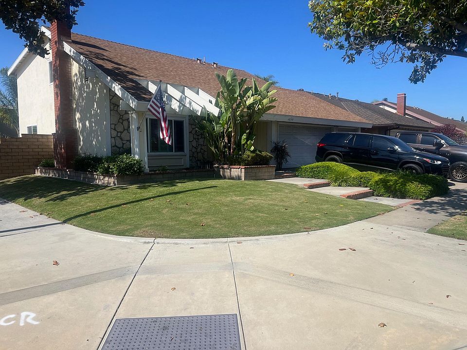 1st image of 2650 E Hempstead Cir